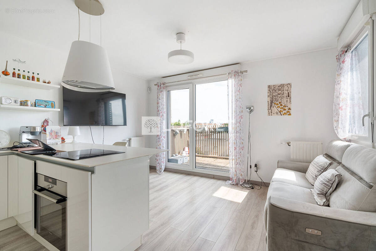 Appartement à NANTERRE