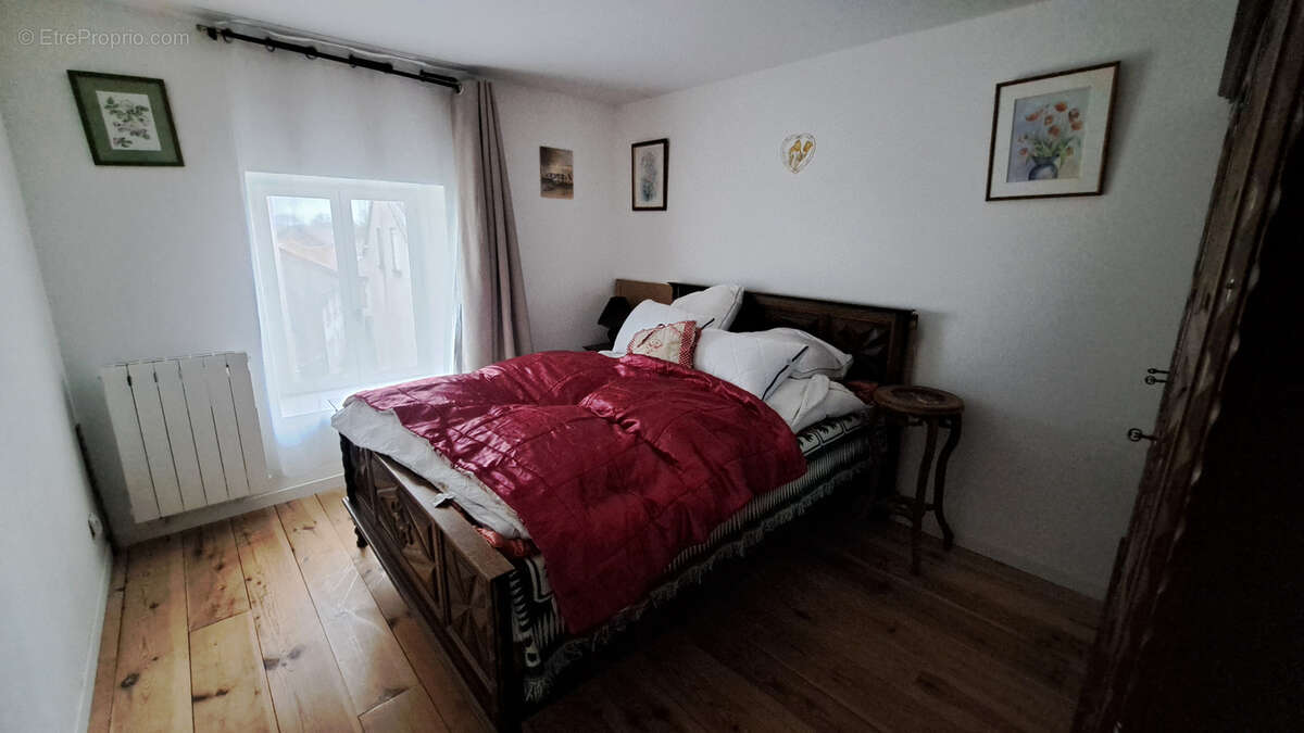 Maison à MANZAT