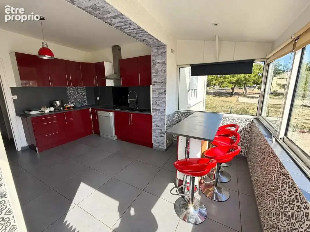 Maison au calme BROCHON - photo 4