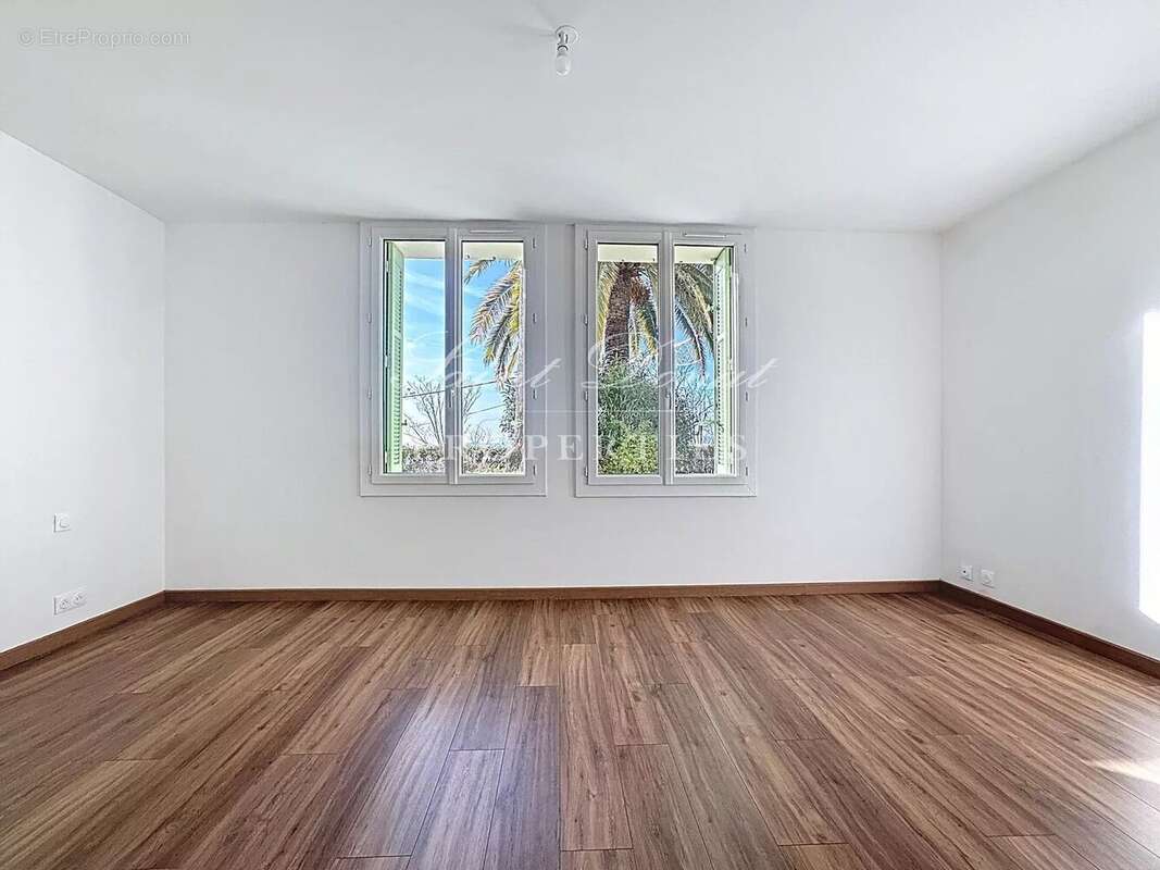 Appartement à GRASSE