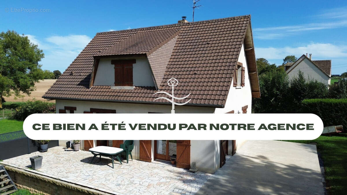 Maison à EVRECY