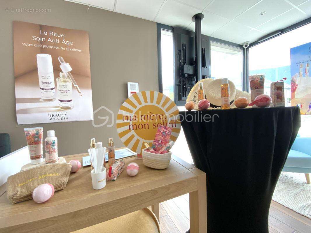 Commerce à SAINT-JORIOZ