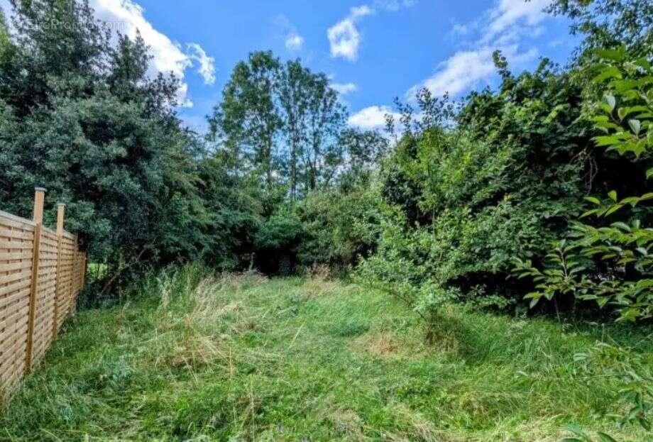 Terrain à LAGNY-SUR-MARNE