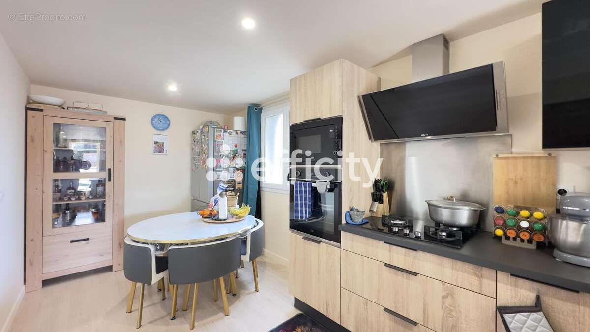 Maison à PIERRELATTE