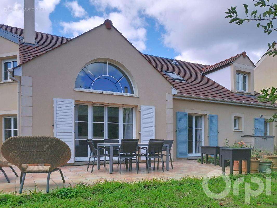 Maison à LONGJUMEAU