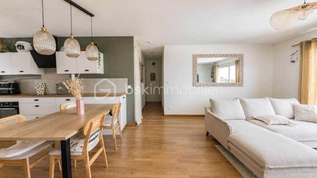 Au sud de Montélimar, v ́  - 3 chambres – Jardin - photo 5