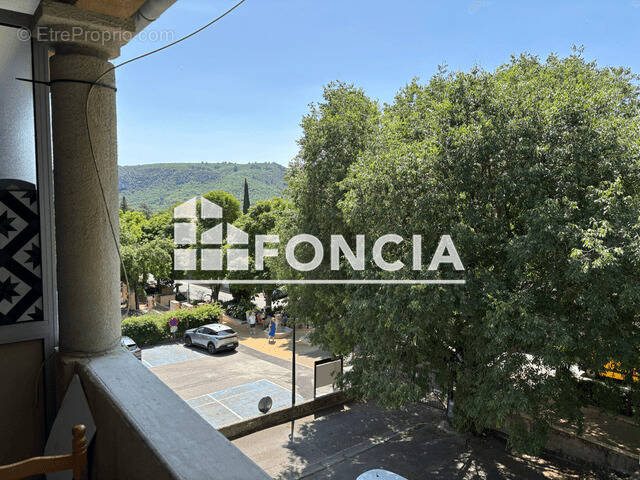 Appartement à GREOUX-LES-BAINS