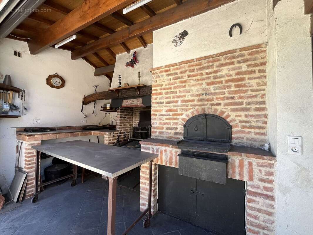 Four à pain - Maison à CAJARC