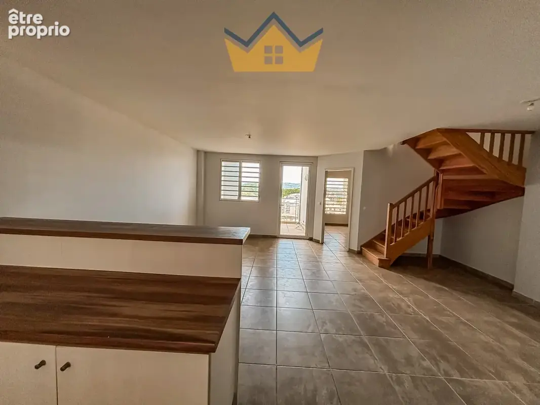 Appartement 5 pièces 111 m² à vendre à Fort-De-France (97200) - photo 4