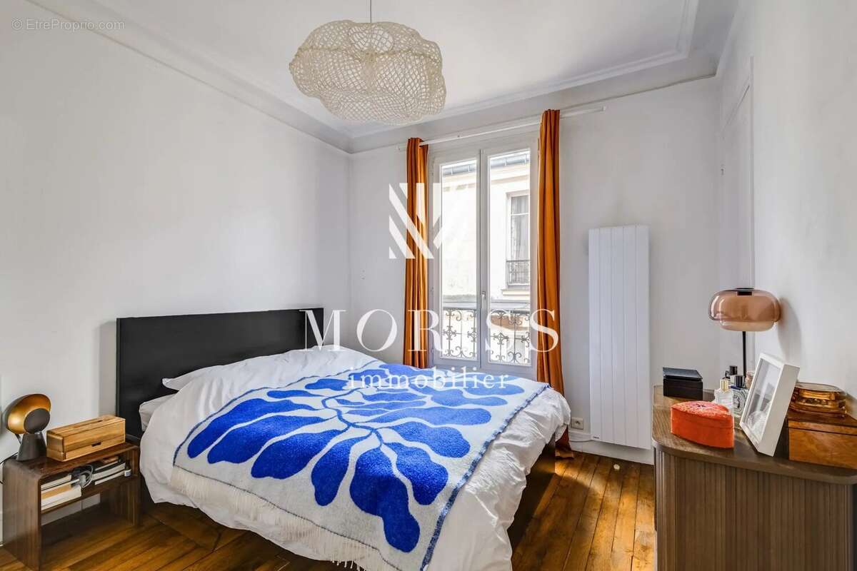 Appartement à PARIS-17E