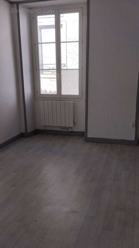 Maison à CHEF-BOUTONNE