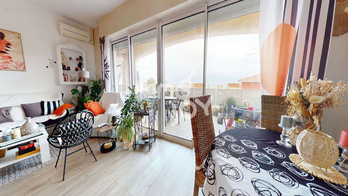 Appartement à FLEURY