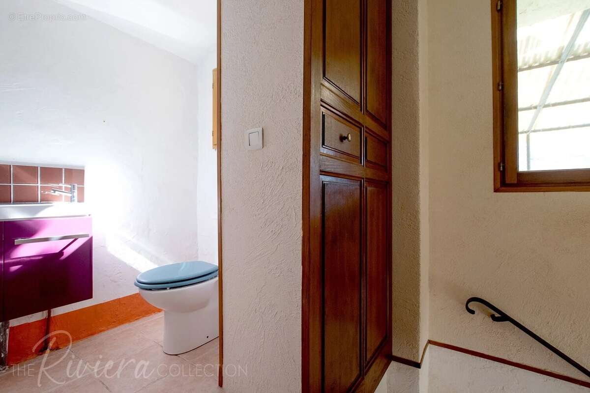 Maison à TOURRETTES-SUR-LOUP