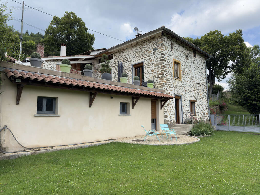 Maison à SAINT-CLEMENT-SUR-VALSONNE