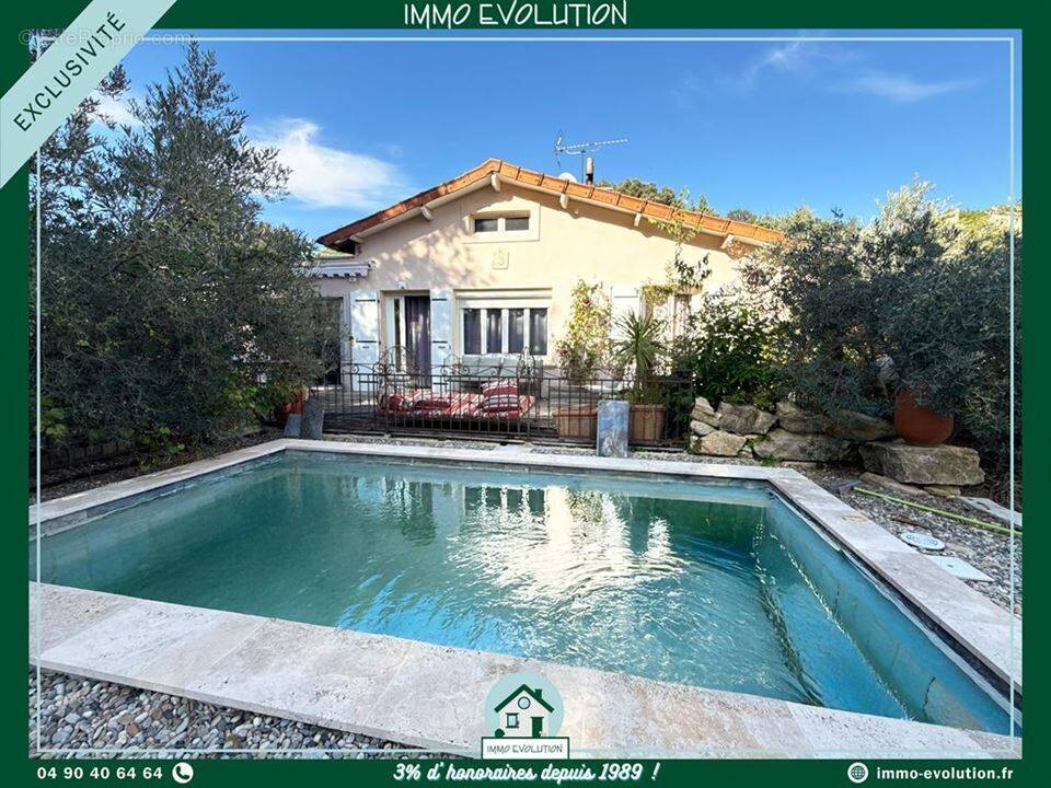 Maison à SUZE-LA-ROUSSE