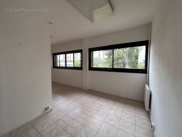 F2  RDC Anatole France - photo 4