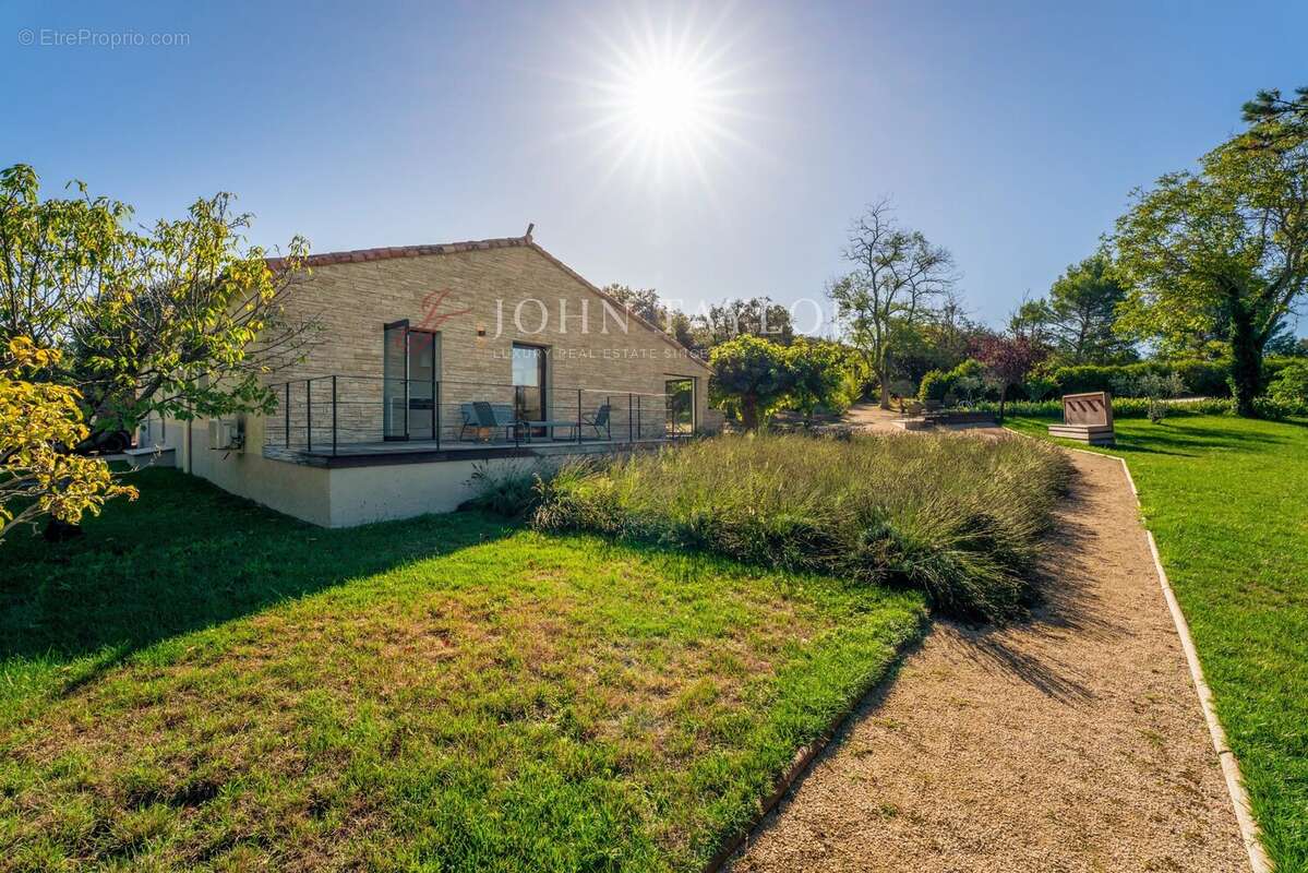 Maison à EYGALIERES