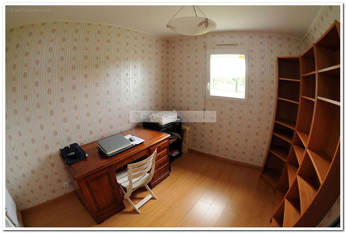 Maison à SAINTE-SEVERE