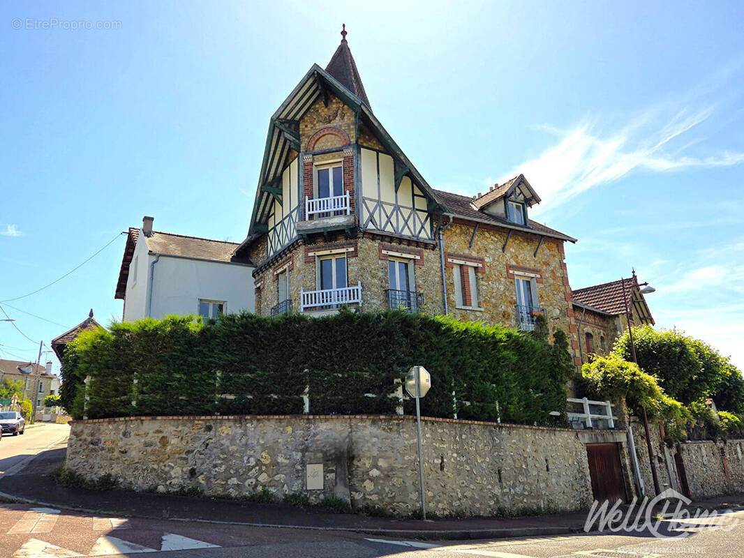 Maison à TRIEL-SUR-SEINE