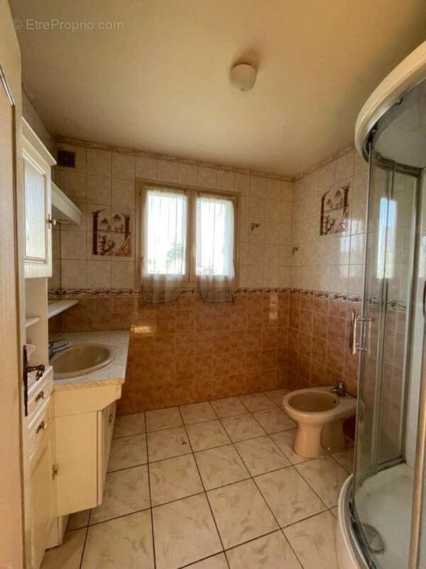 Photo 9 - Maison à MONTLUCON