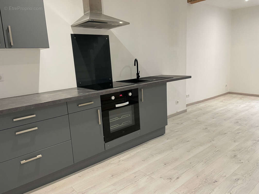 Maison à VILLEMOUSTAUSSOU