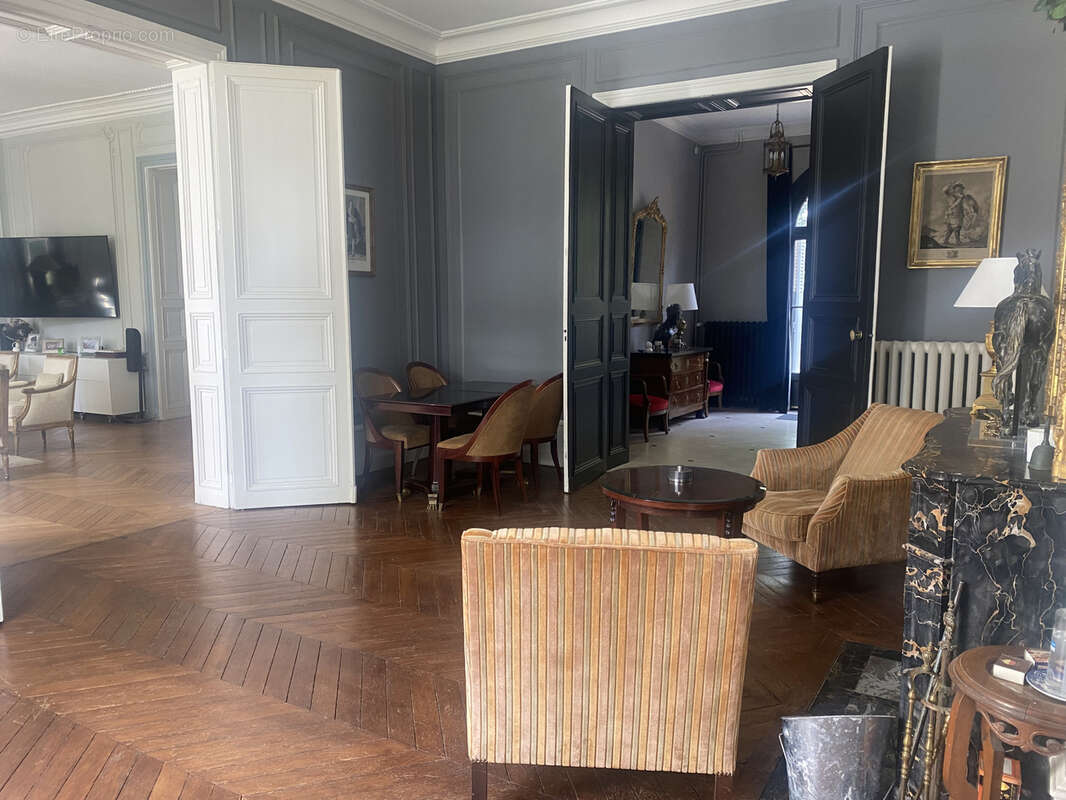 Autre à TOURS