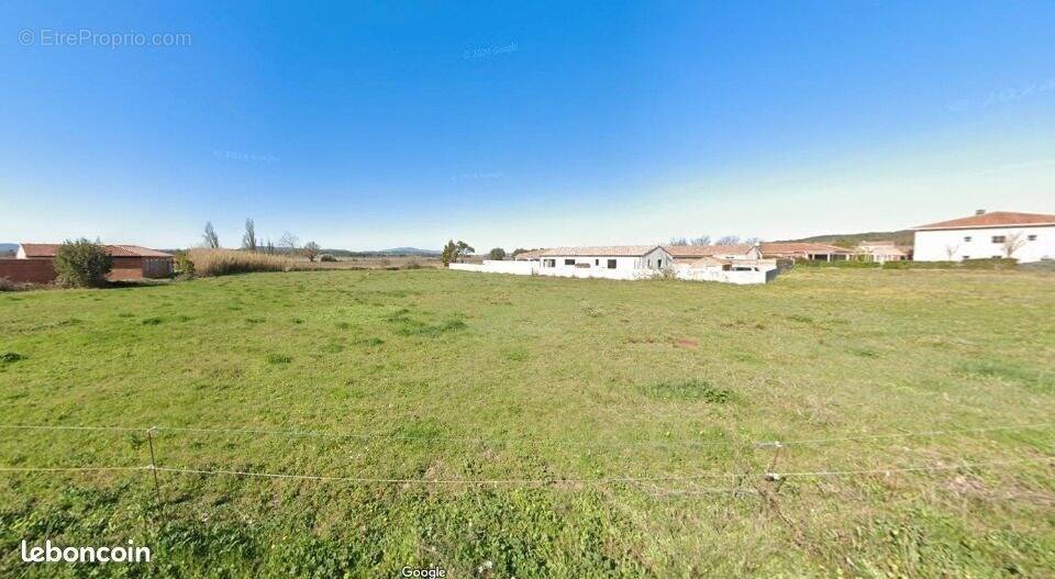 Terrain à BIZANET
