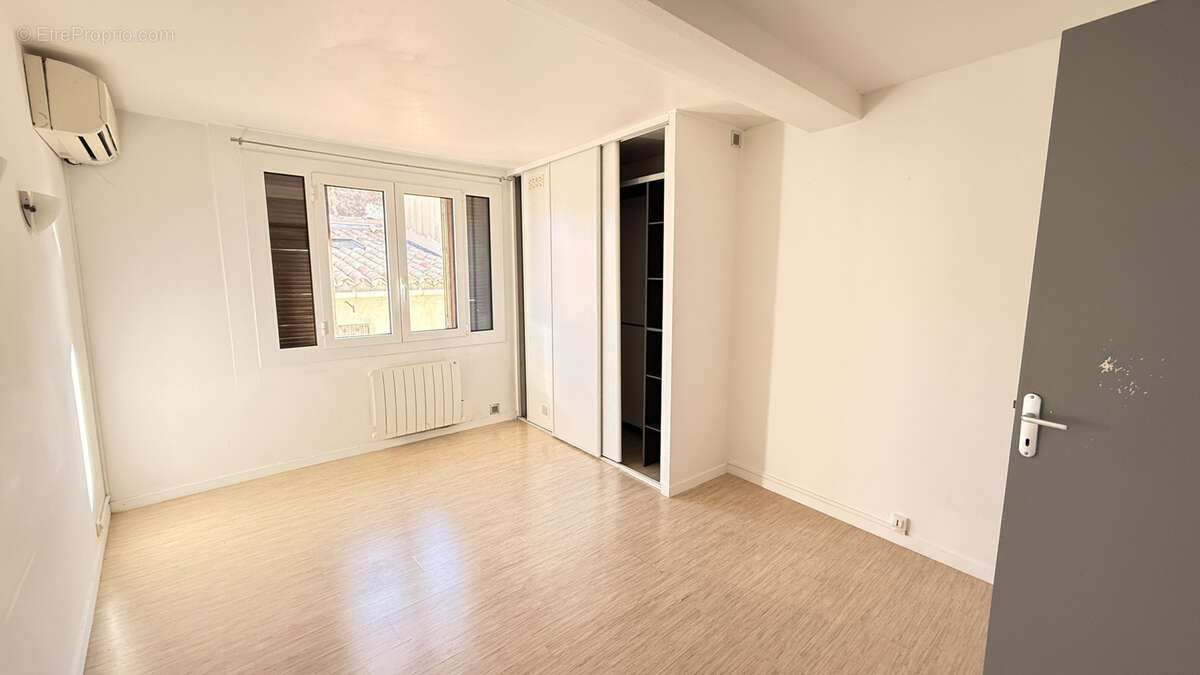 Maison à SAINT-JEANNET