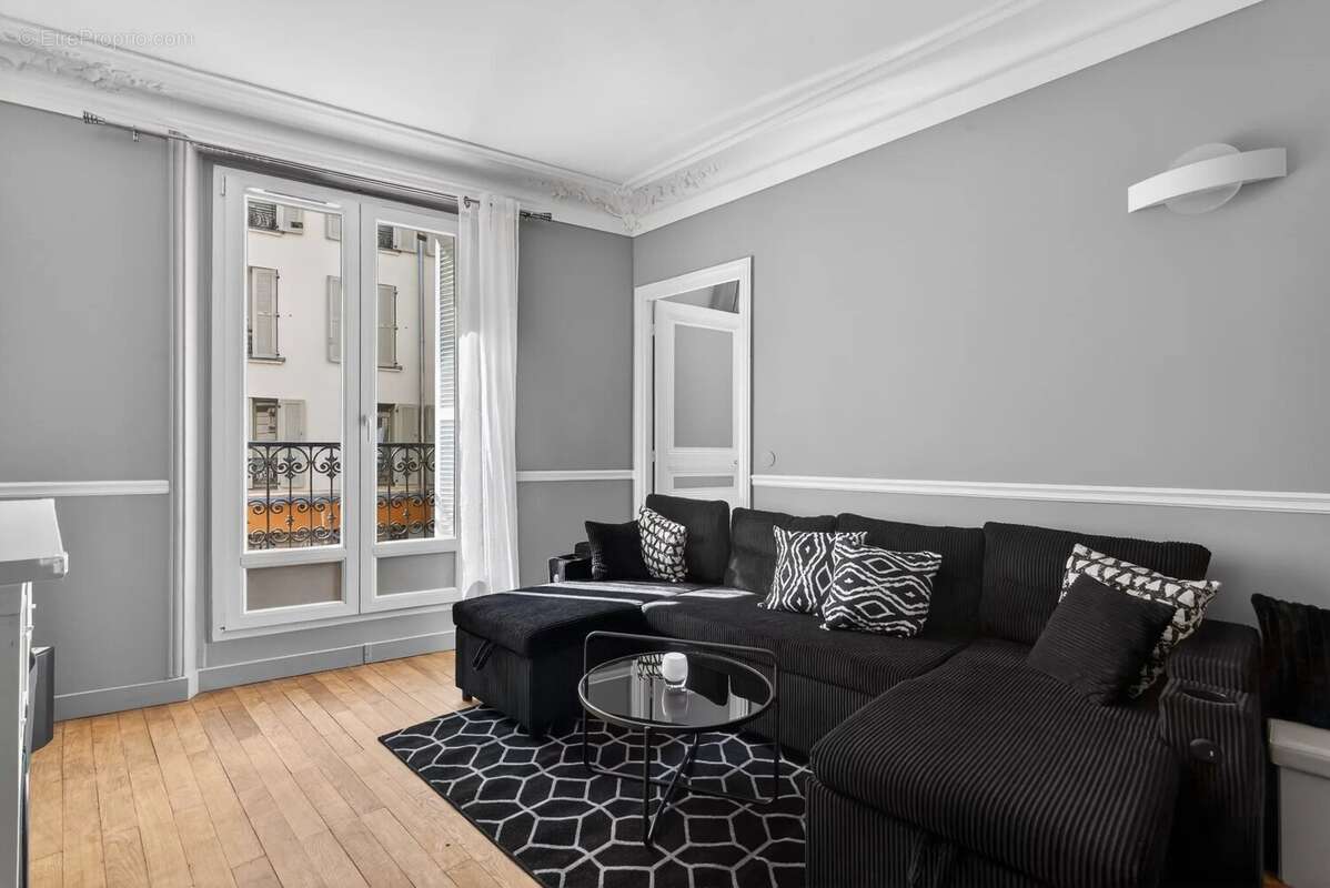 Appartement à PARIS-19E