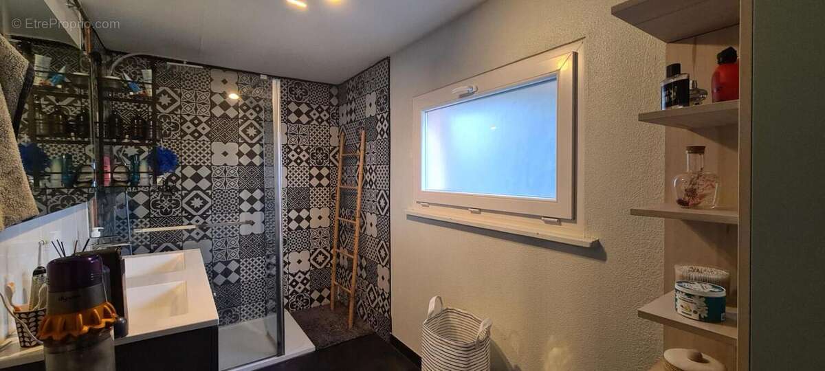 Maison à EVETTE-SALBERT