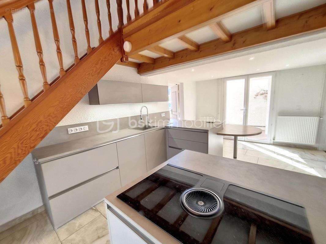 Maison à SAINT-CYPRIEN