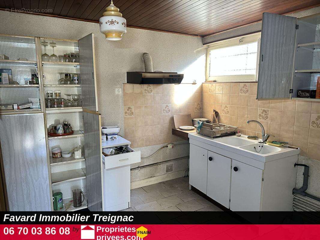 Maison de campagne avec dépendances et 5 882 m² de terrain - photo 9