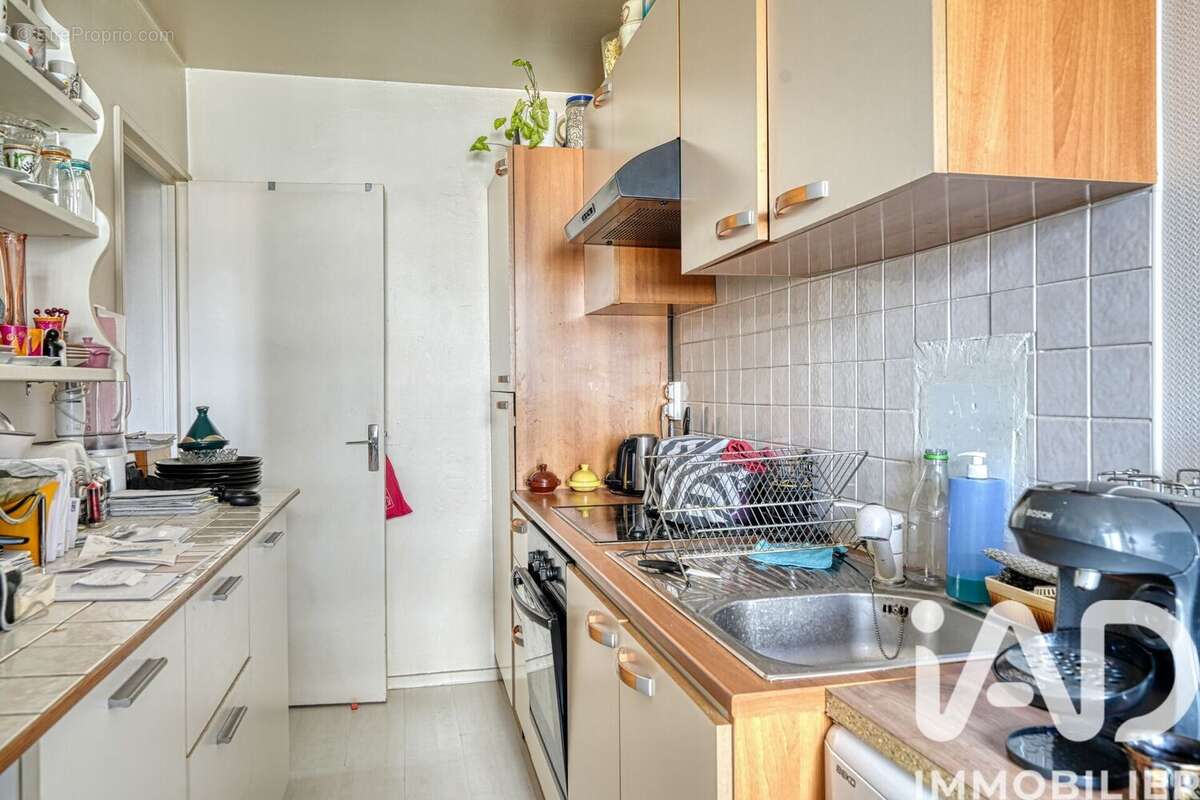 Photo 6 - Appartement à LEVALLOIS-PERRET