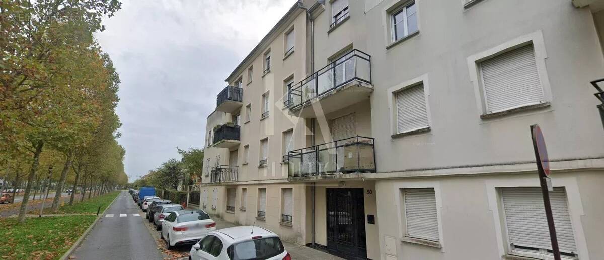 Parking à BUSSY-SAINT-GEORGES