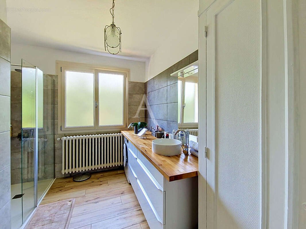 Maison centre de grez neuville - photo 12