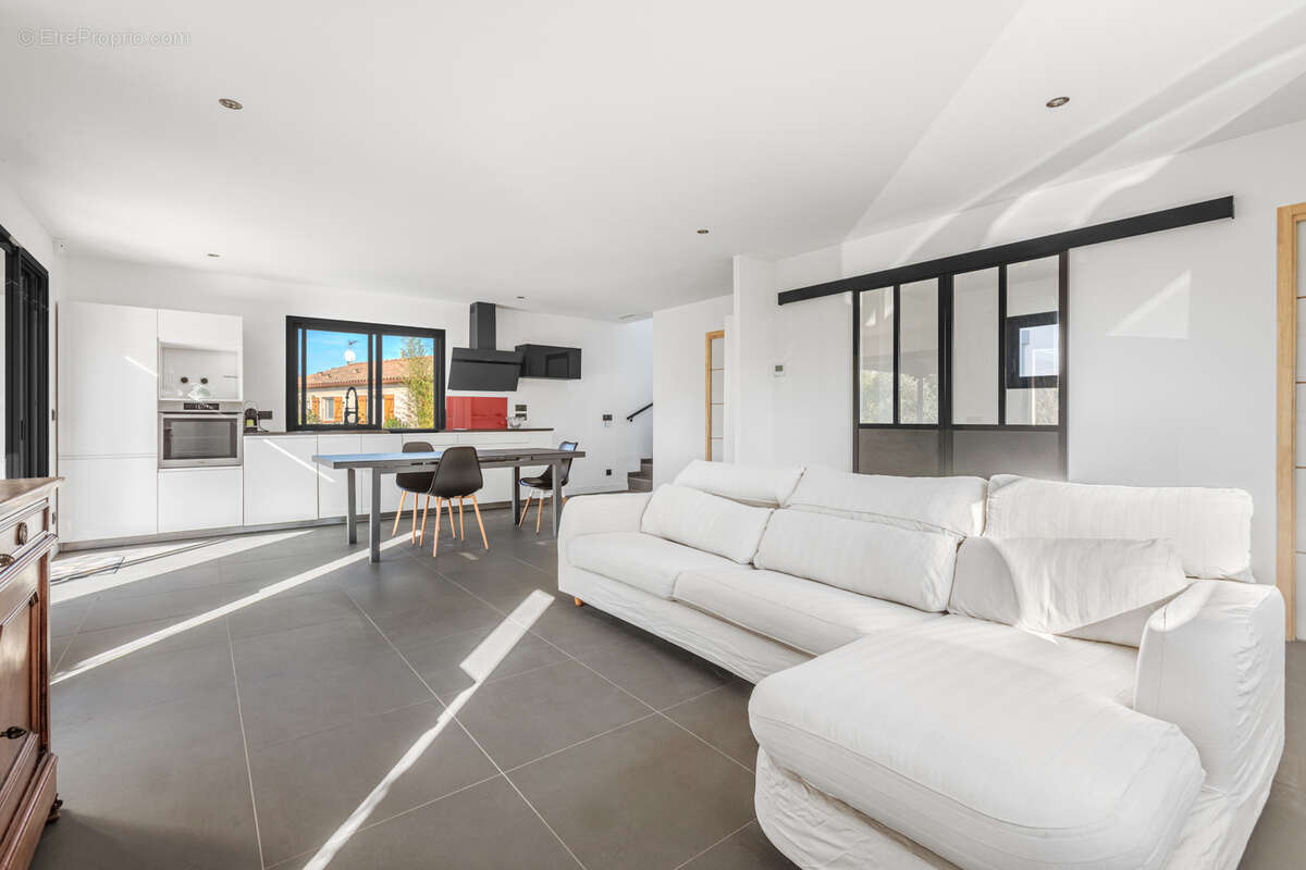 Maison à GAGNAC-SUR-GARONNE