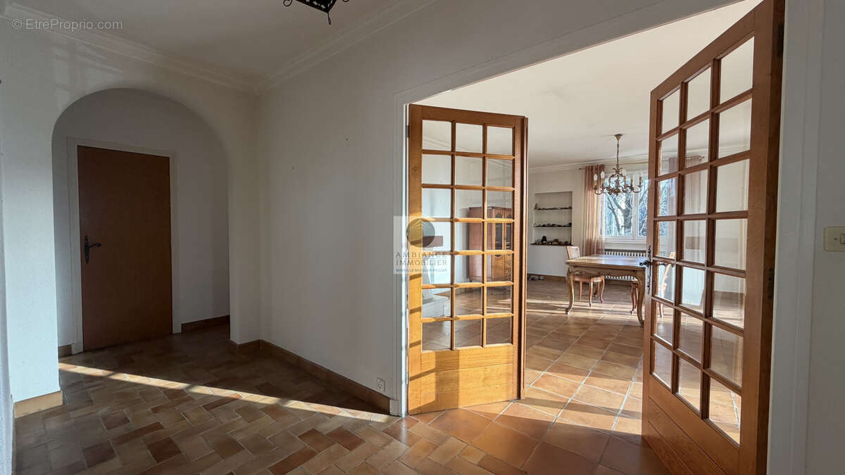 Maison à PORTES-LES-VALENCE