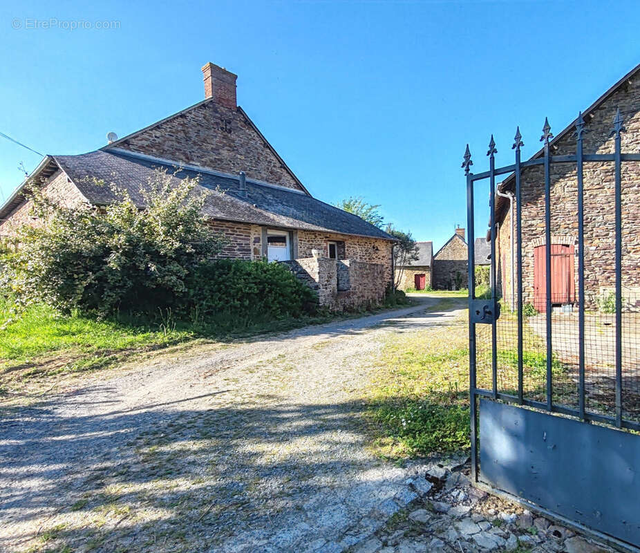 Maison à RETIERS