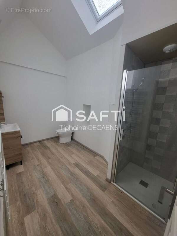 Maison 170 m² à Rille  - photo 8