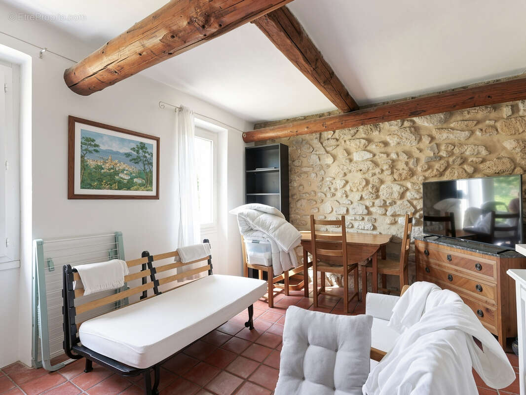 Maison à MEYRARGUES