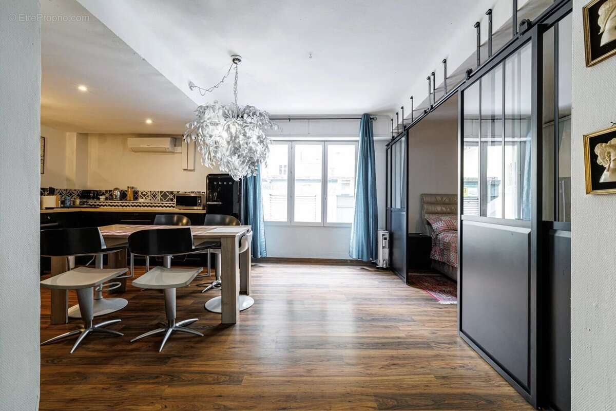 Grand plateau de 100 m2 - photo 9