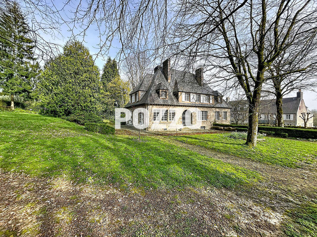 Maison à VILLEDIEU-LES-POELES