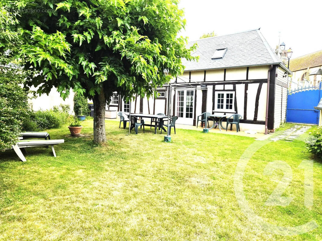 Maison à LE NOYER-EN-OUCHE
