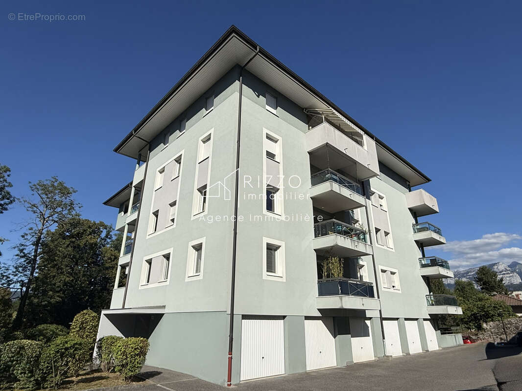 Bel appartement T4 de 82 m2 avec balcon, garage et cave   La Roche-sur-Foron - photo 11