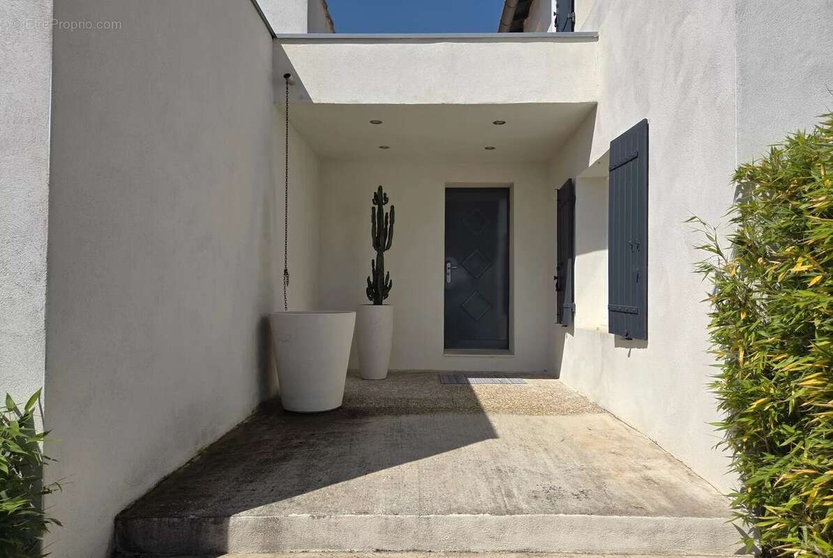 Maison à VILLENEUVE-LES-AVIGNON