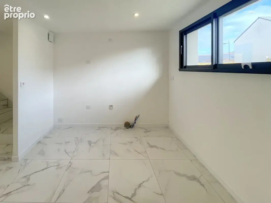 Maison contemporaine à vendre à Trélazé avec pompe à chaleur - photo 4
