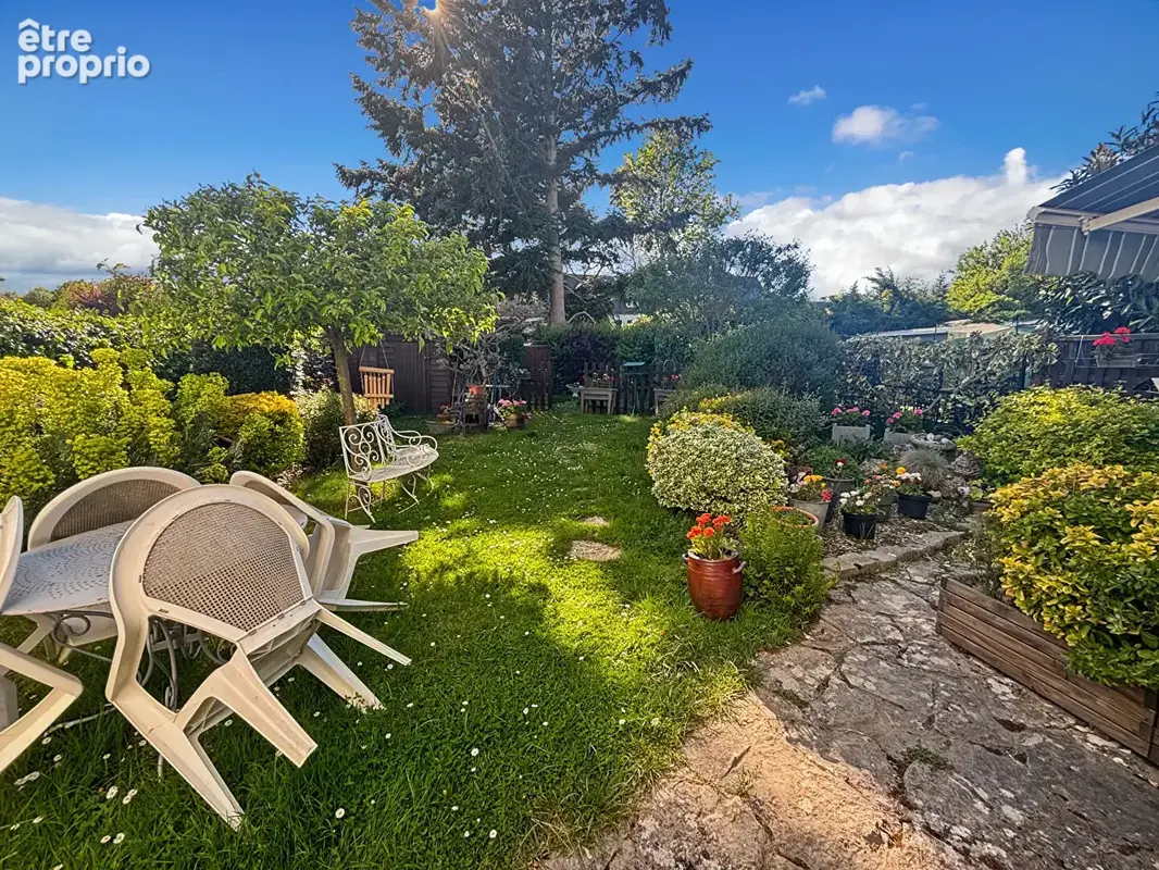 Maison 8 pièces à vendre à Vert Saint Denis avec jardin - photo 2