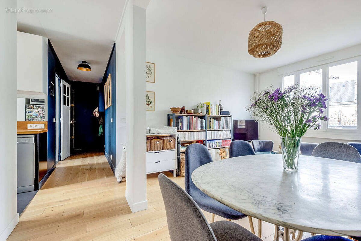 Appartement à PARIS-20E