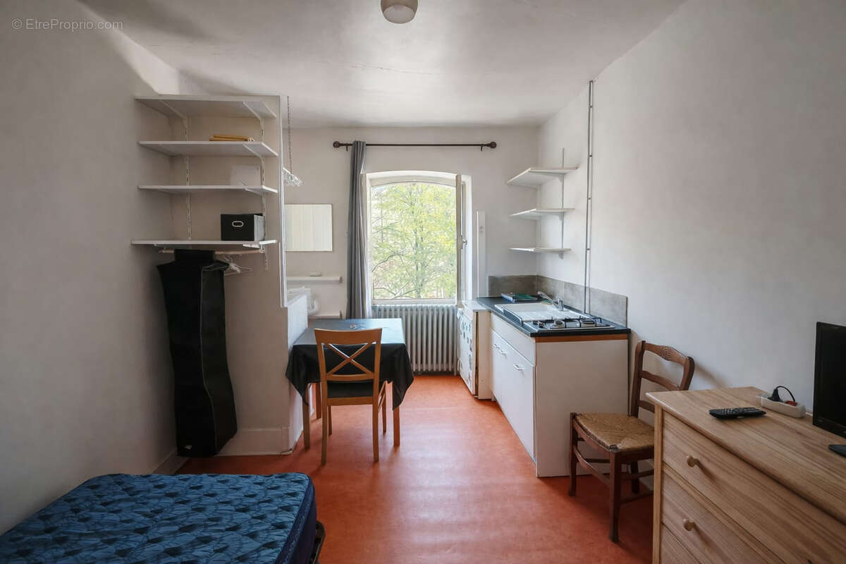 Appartement à BOURG-SAINT-ANDEOL