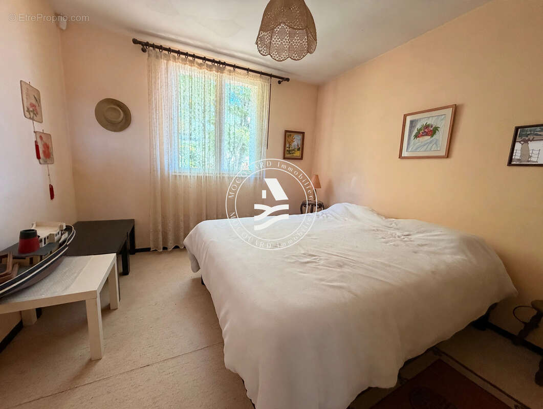 Maison a renover - terrain constructible - anse de kerpenhir - photo 10